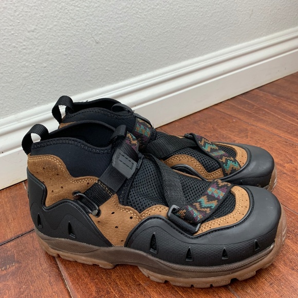 hiker teva sandals